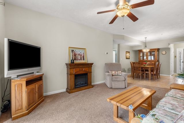 237 Salem St 2, Reading, MA 01867