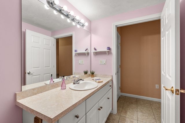 237 Salem St 2, Reading, MA 01867