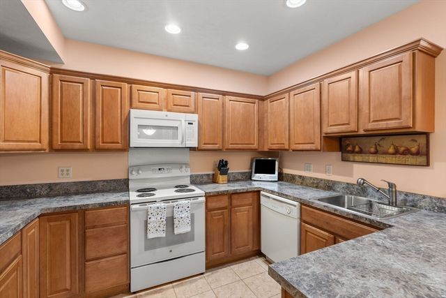 237 Salem St 2, Reading, MA 01867