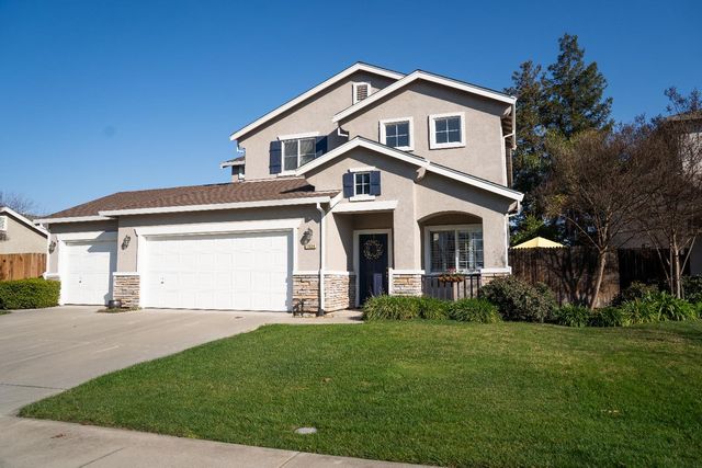 1606 Symphony Ln, Hughson, CA 95326