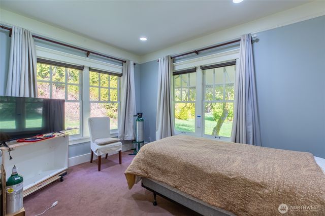 5566 Williams Lake Road, Deming, WA 98244