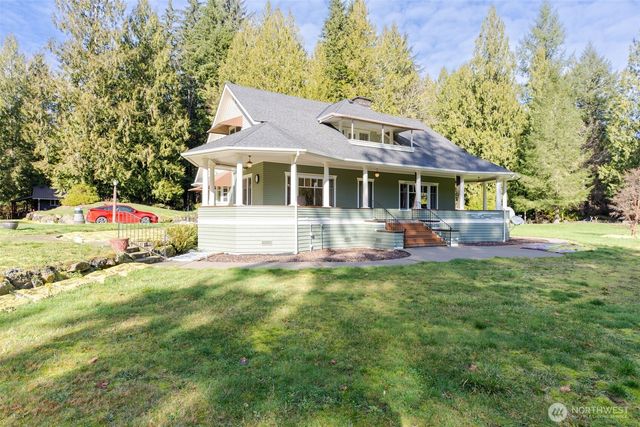 5566 Williams Lake Road, Deming, WA 98244