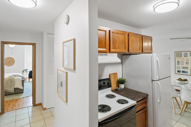 4530 Park Commons Drive 213, Saint Louis Park, MN 55416