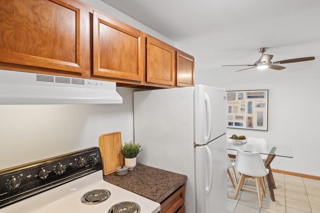 4530 Park Commons Drive 213, Saint Louis Park, MN 55416