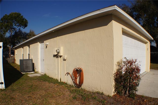 214 EAGLE POINT LOOP, Auburndale, FL 33823