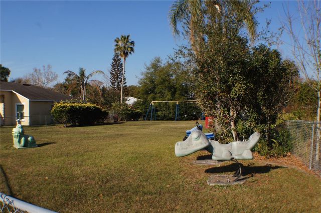 214 EAGLE POINT LOOP, Auburndale, FL 33823