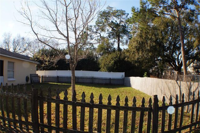 214 EAGLE POINT LOOP, Auburndale, FL 33823