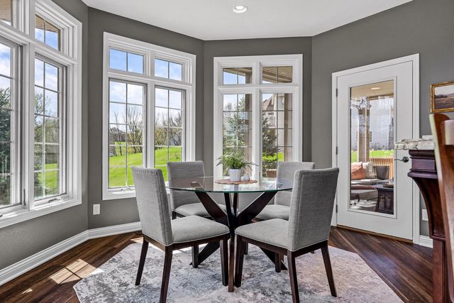 1892 Wood Run PLACE, Onalaska, WI 54650