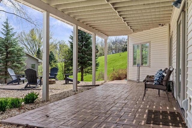 1892 Wood Run PLACE, Onalaska, WI 54650