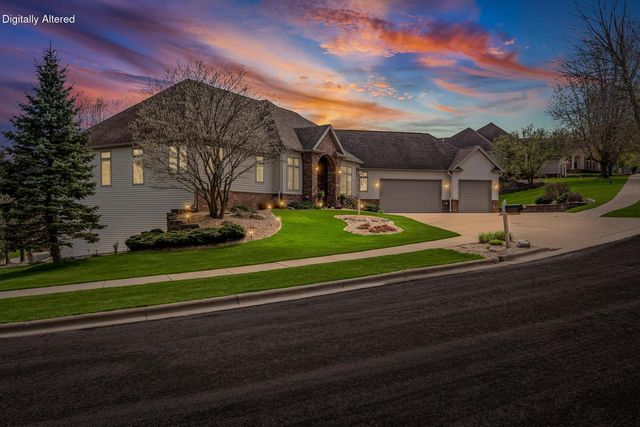 1892 Wood Run PLACE, Onalaska, WI 54650