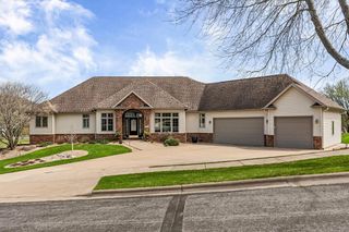 1892 Wood Run PLACE, Onalaska, WI 54650