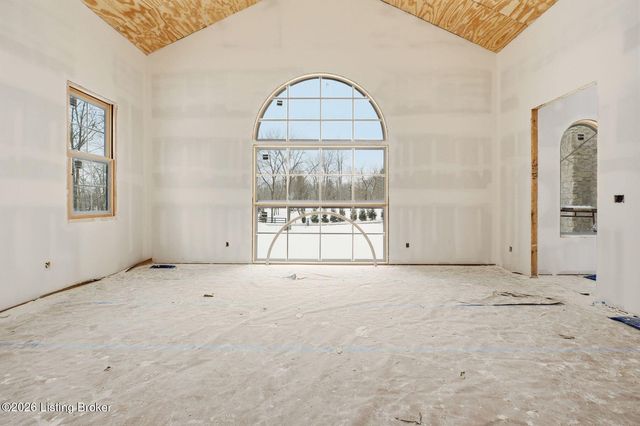 2 Bainsley Ln, Pewee Valley, KY 40056