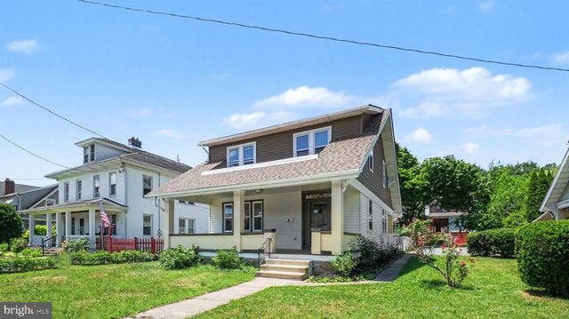 4 MYRTLE AVE, Reading, PA 19606