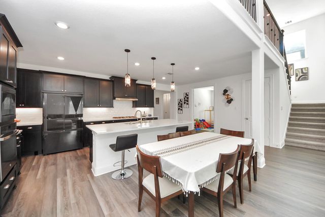 10018 Knollwood Lane, Missouri City, TX 77459