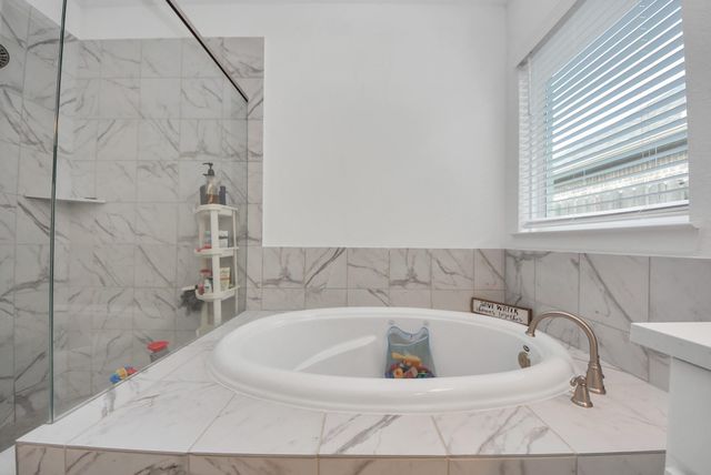 10018 Knollwood Lane, Missouri City, TX 77459