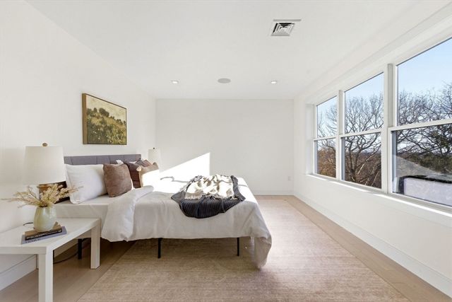 24 Mount Zion Road, Melrose, MA 02176