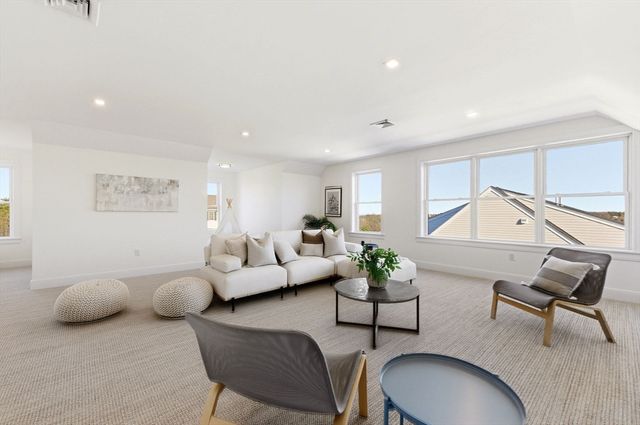 24 Mount Zion Road, Melrose, MA 02176