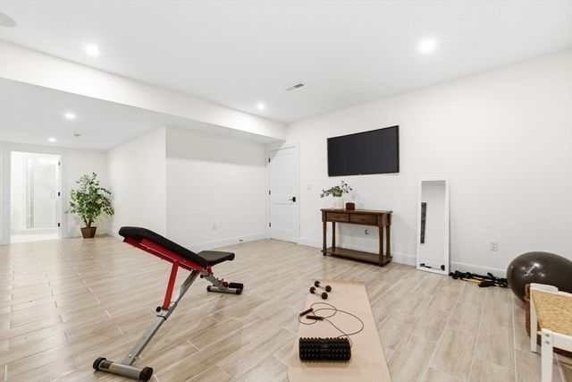 24 Mount Zion Road, Melrose, MA 02176