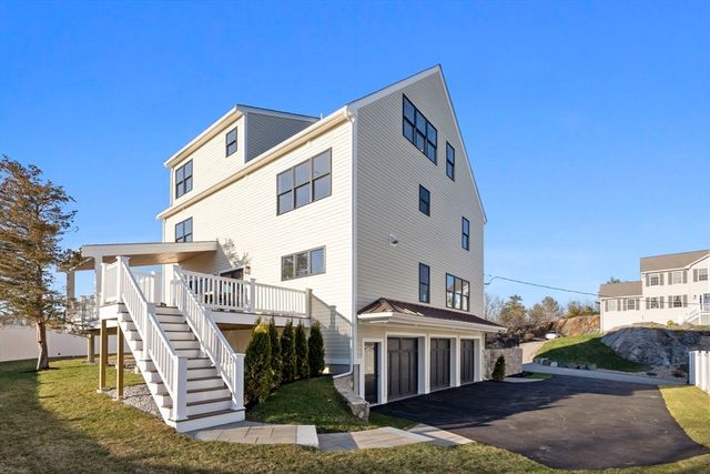 24 Mount Zion Road, Melrose, MA 02176