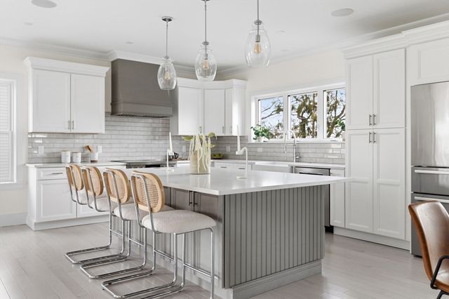 24 Mount Zion Road, Melrose, MA 02176