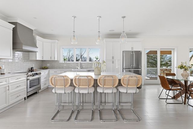 24 Mount Zion Road, Melrose, MA 02176