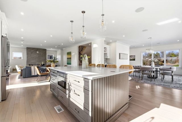 24 Mount Zion Road, Melrose, MA 02176