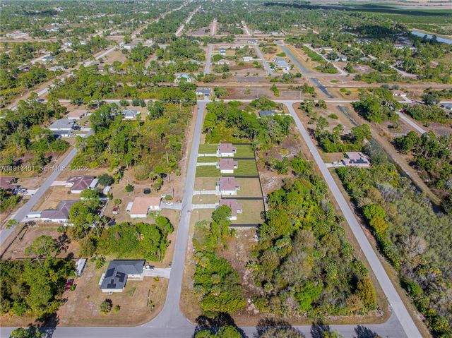 743 S Roma Ave, Lehigh Acres, FL 33974