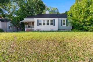 2668 Suwanee Avenue, Macon, GA 31204