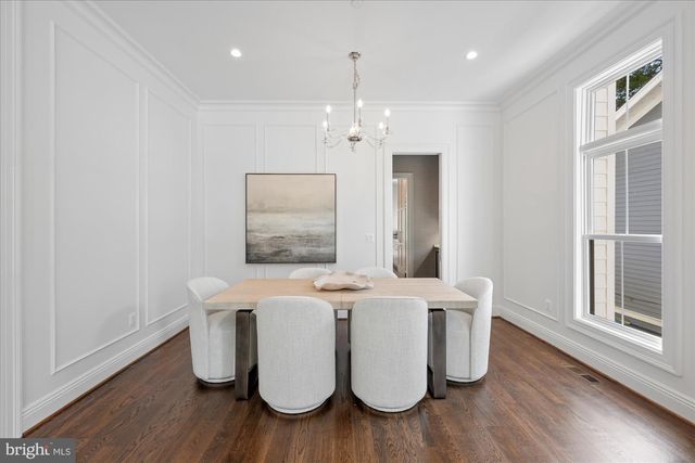 4631 49TH ST NW, Washington, DC 20016