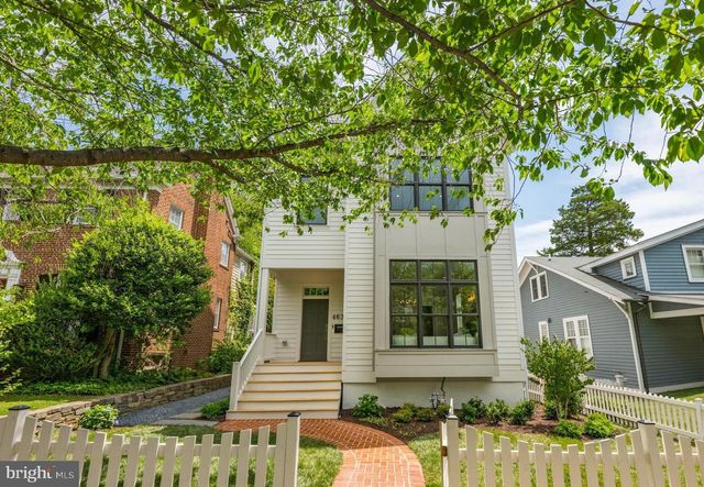 4631 49TH ST NW, Washington, DC 20016