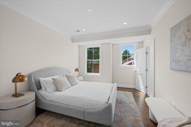 4631 49TH ST NW, Washington, DC 20016