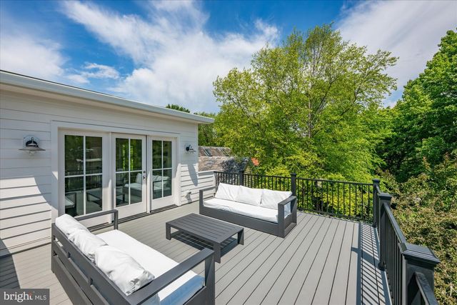 4631 49TH ST NW, Washington, DC 20016