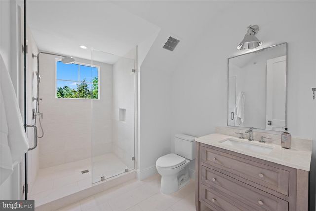 4631 49TH ST NW, Washington, DC 20016