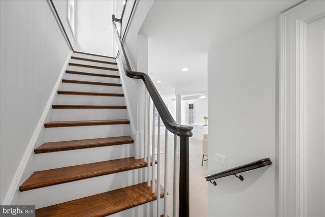 4631 49TH ST NW, Washington, DC 20016