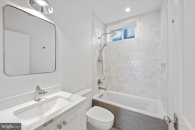 4631 49TH ST NW, Washington, DC 20016
