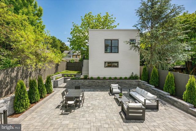 4631 49TH ST NW, Washington, DC 20016