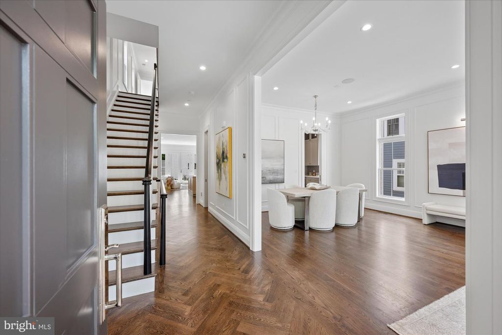 4631 49TH ST NW, Washington, DC 20016