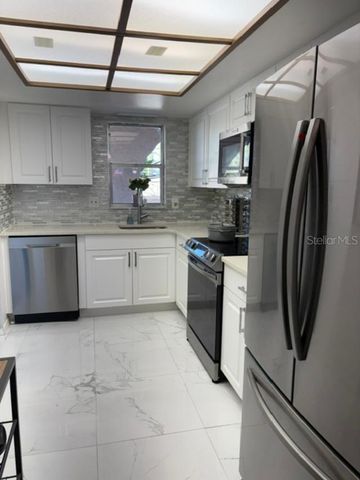 9700 STARKEY ROAD 113, Seminole, FL 33777