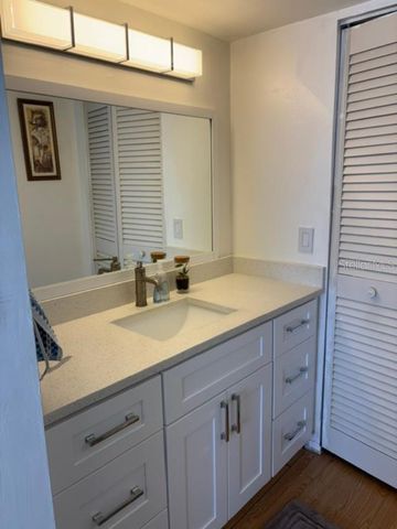 9700 STARKEY ROAD 113, Seminole, FL 33777