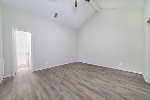 154 NE Old Bridge Lake, Houston, TX 77069