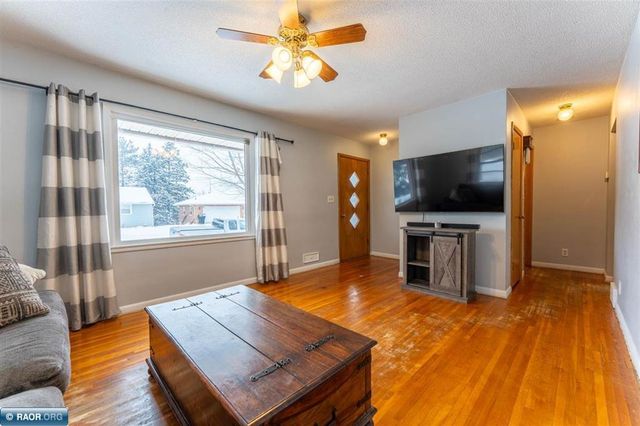 12 Telegraph Drive, Virginia, MN 55792