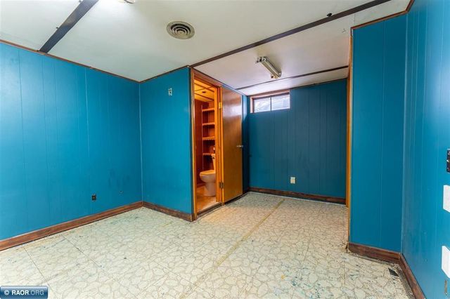 12 Telegraph Drive, Virginia, MN 55792