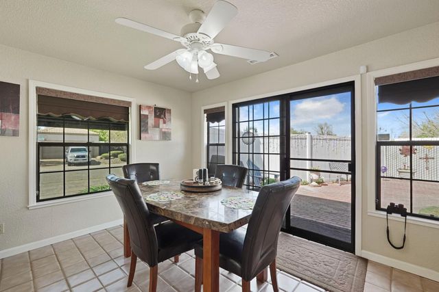 101 Mokelumne River Dr, Lodi, CA 95240