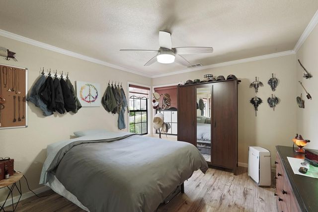 101 Mokelumne River Dr, Lodi, CA 95240