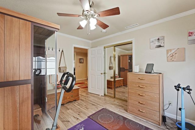 101 Mokelumne River Dr, Lodi, CA 95240