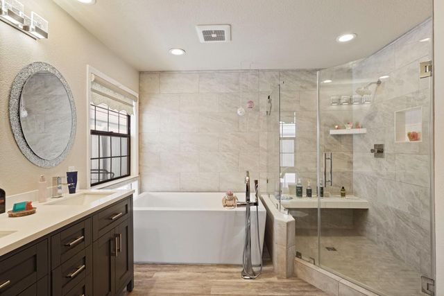 101 Mokelumne River Dr, Lodi, CA 95240