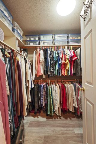 101 Mokelumne River Dr, Lodi, CA 95240