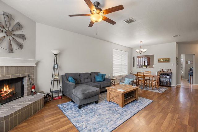 7105 Crenshaw Drive, Benbrook, TX 76126