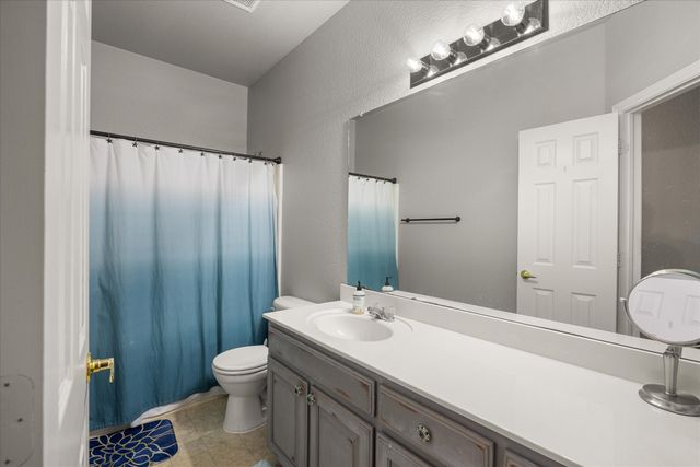 7105 Crenshaw Drive, Benbrook, TX 76126