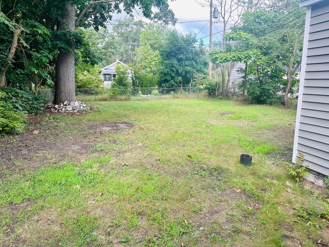 2405 Riordan Street, Muskegon Heights City, MI 49444